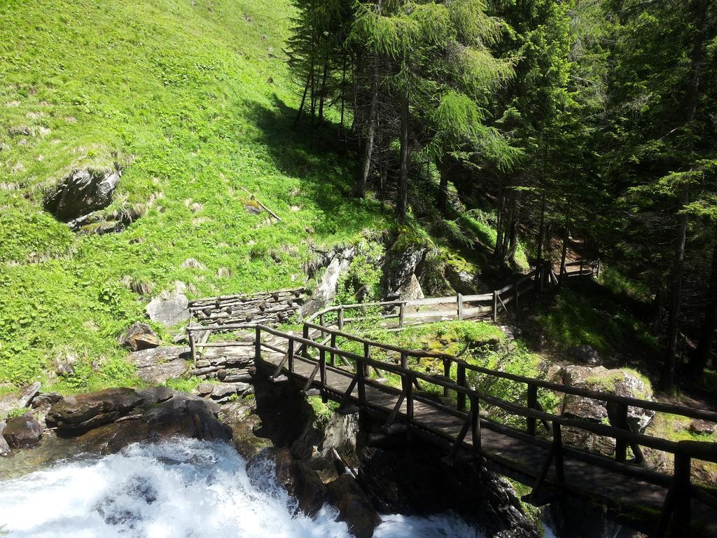 Appartamenti Rabbi Fonti Bagni di Rabbi Exterior photo