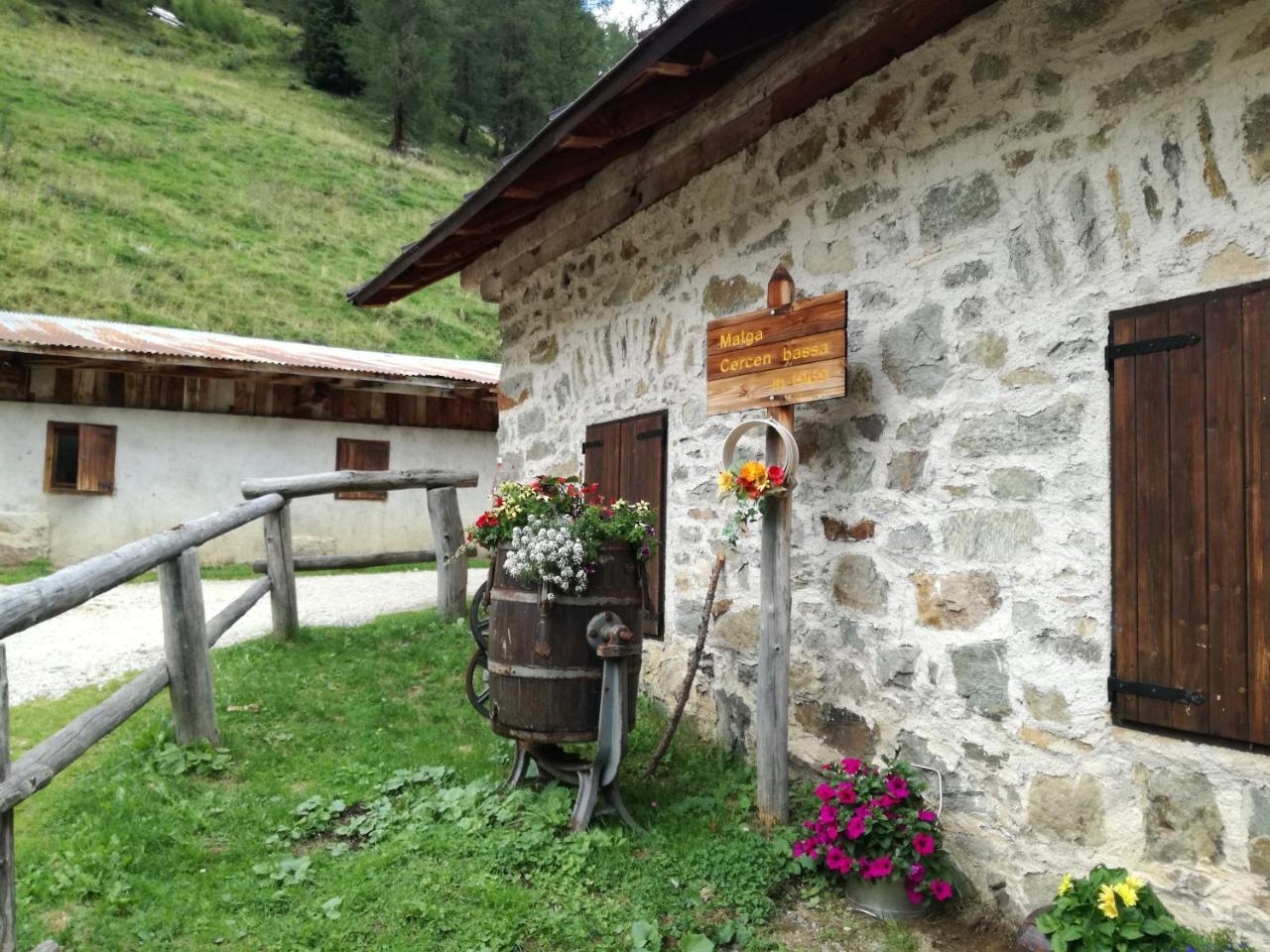 Appartamenti Rabbi Fonti Bagni di Rabbi Exterior photo